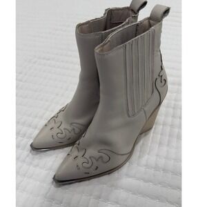 Steve Madden Bone Leather Western Ankle Boots Metal Toe Cap Size 7M
